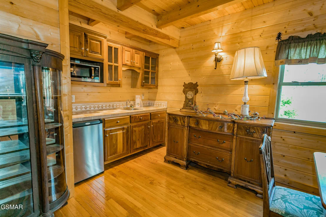 Photo of 3385 Clear Valley Drive