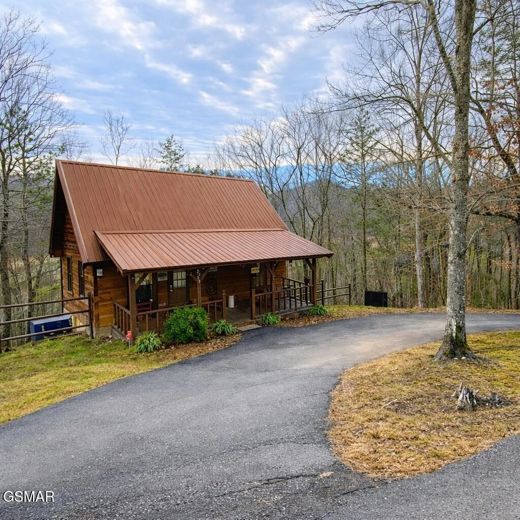 Photo of 2039 Piney Overlook Lane