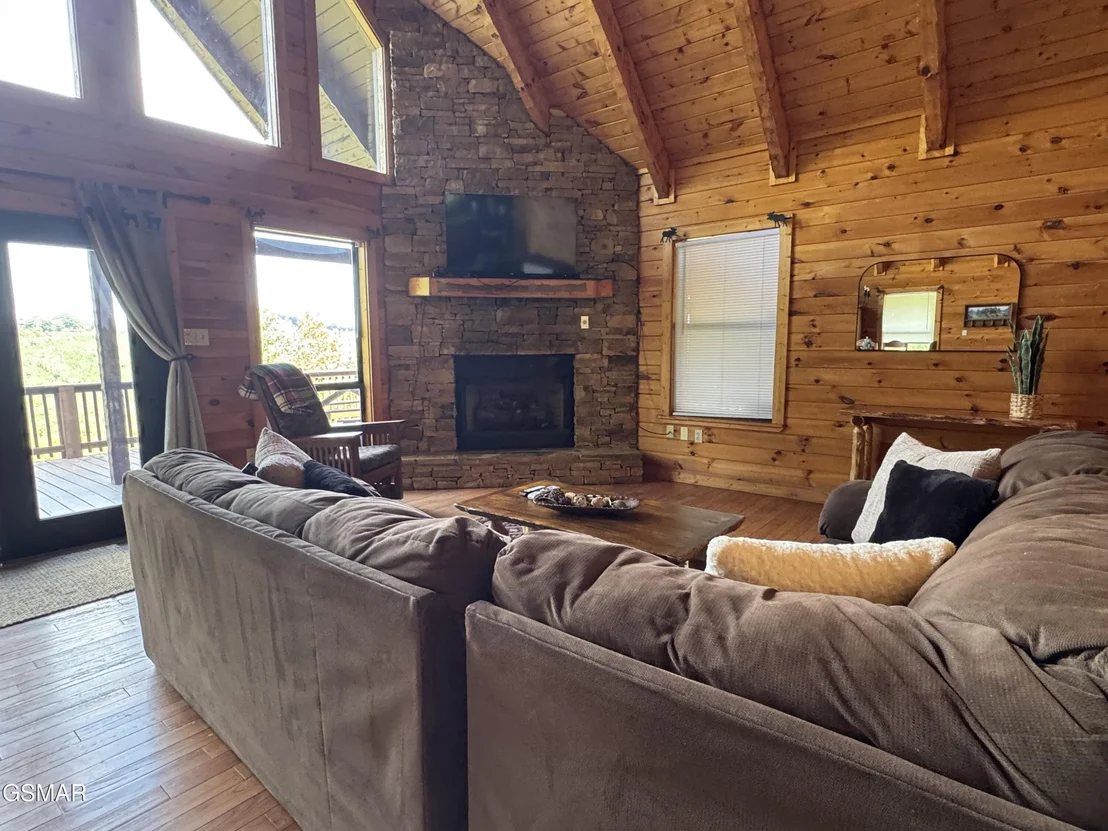 Photo of 1640 Bench Mountain Way