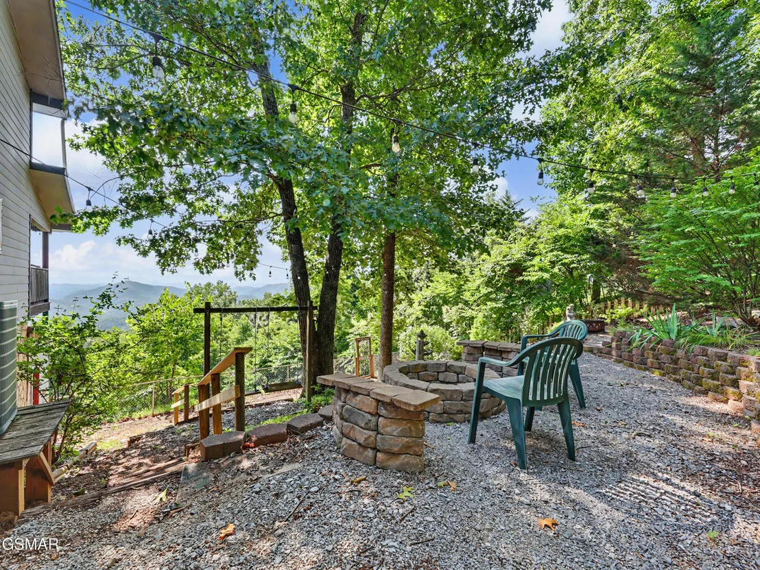 Photo of 714 Shell Mountain Road