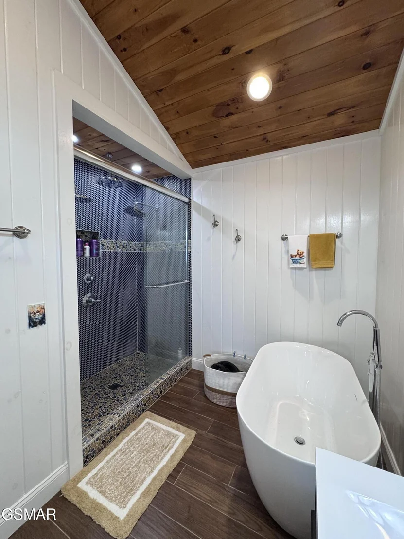 Photo of 424 Country Path Way
