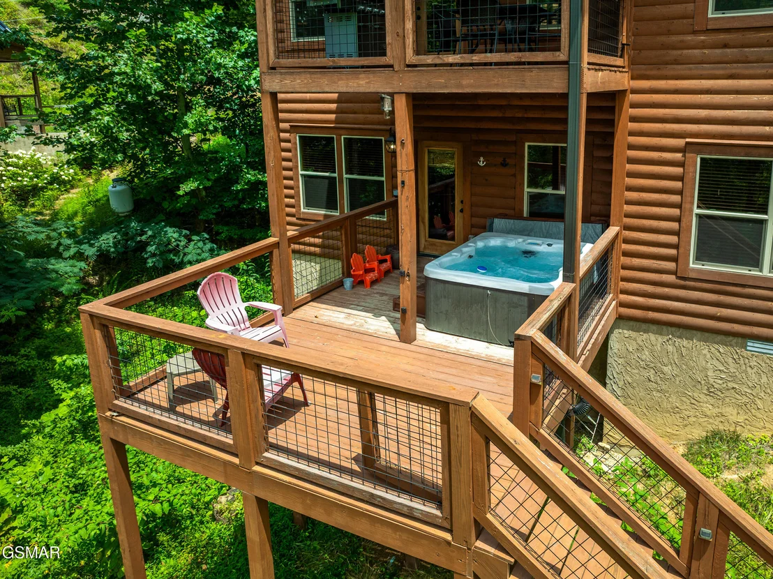 Photo of 1533 Bear Valley Road