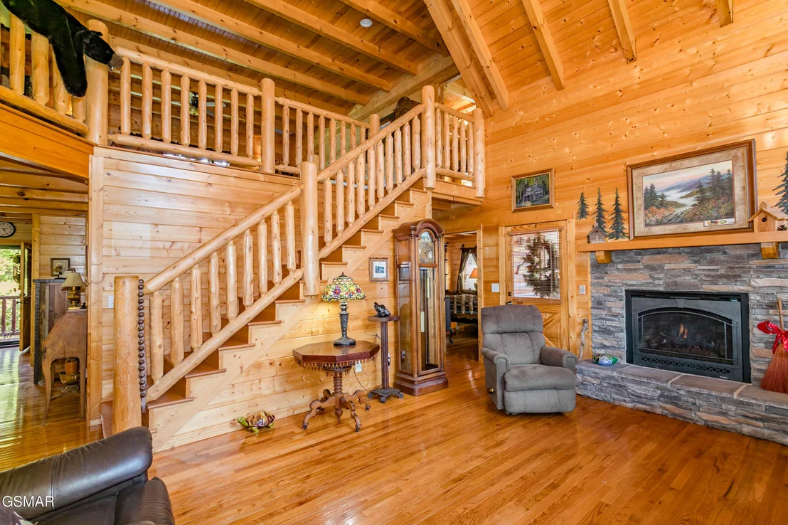 Photo of 3385 Clear Valley Drive