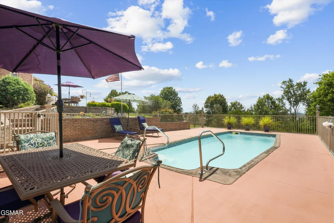 Photo of 849 Pinnacle Drive