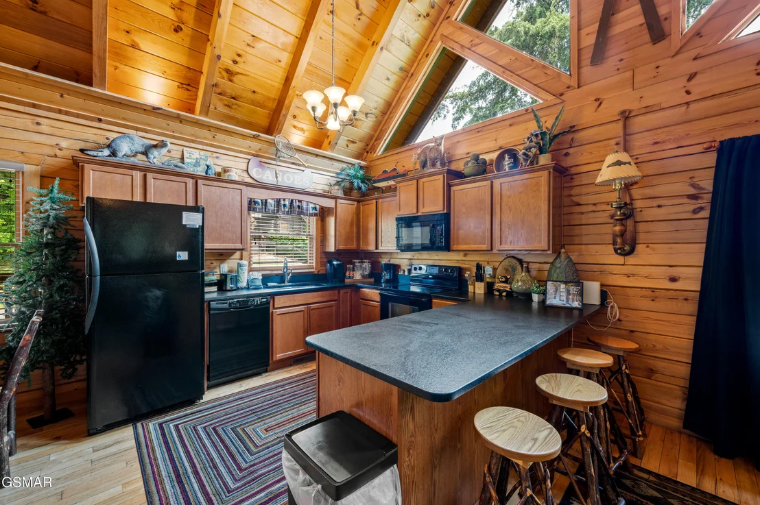 Photo of 242 Alpine Mountain Way