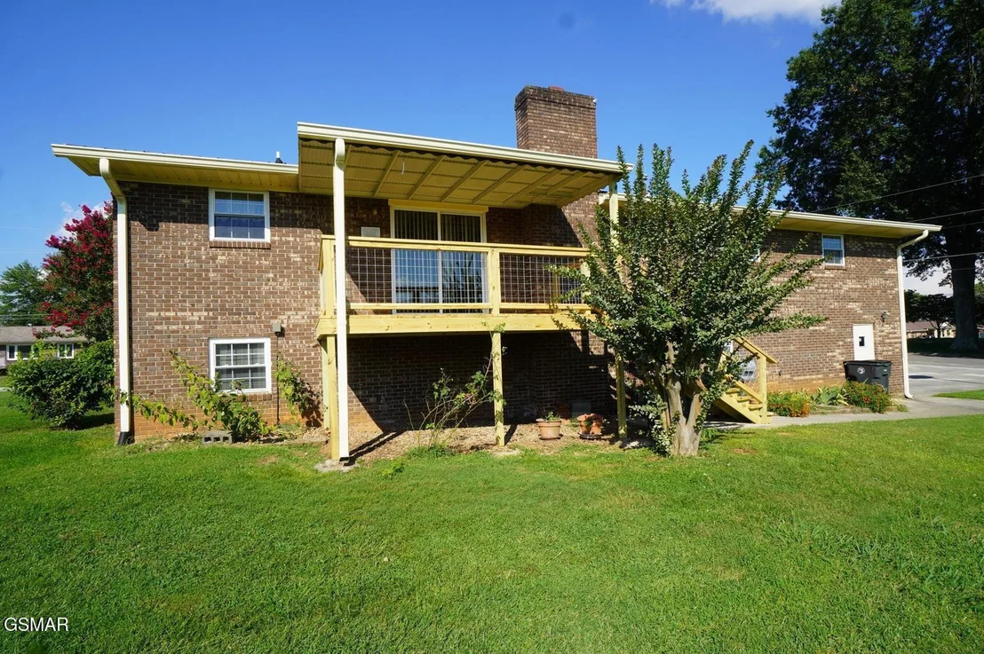 Photo of 633 Shaver Drive