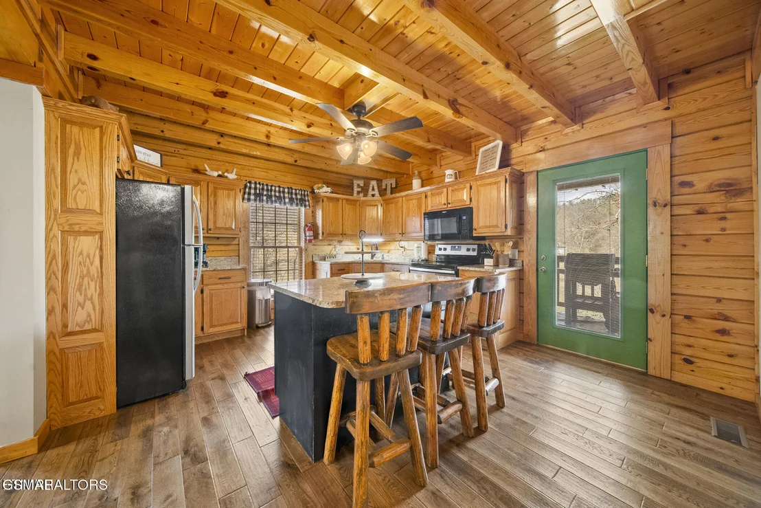 Photo of 2023 Piney Overlook Lane