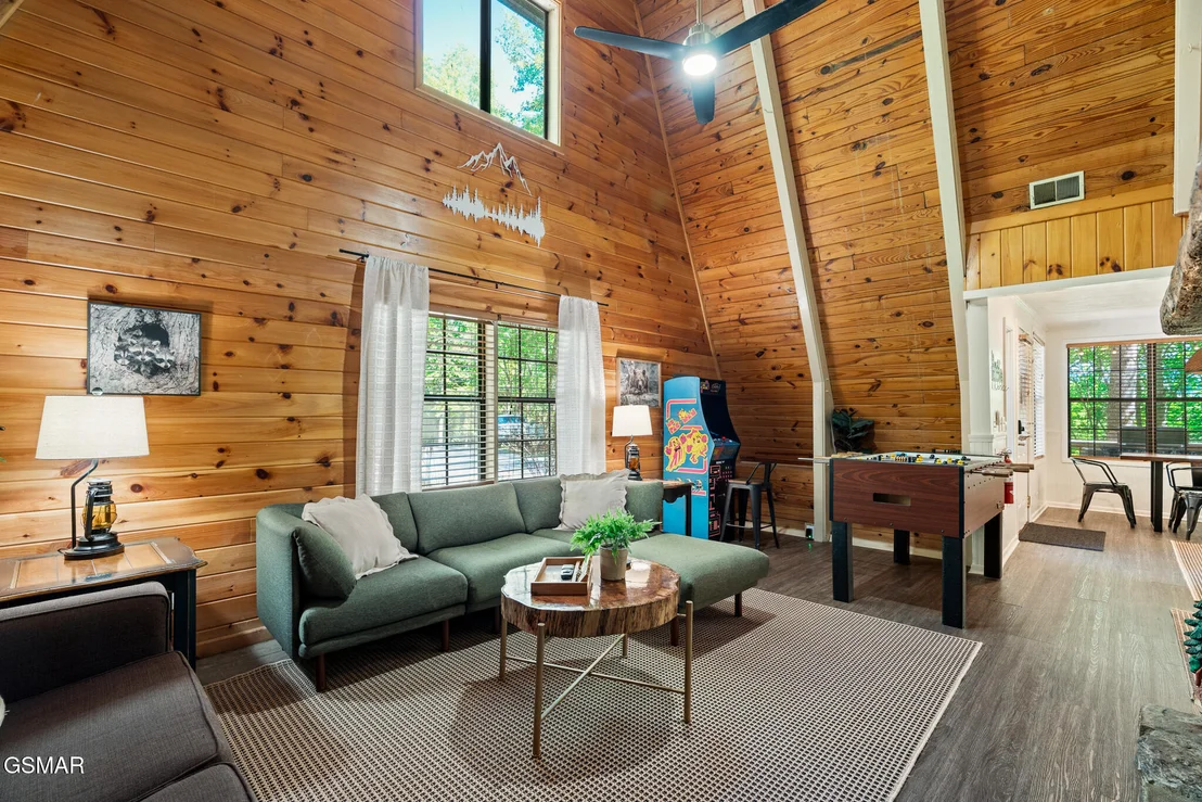 Photo of 459 Sugar Mtn Way