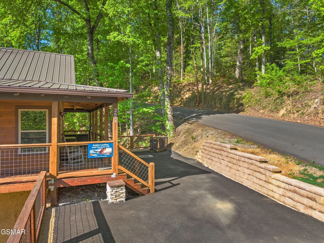 Photo of 2624 Overholt Trail