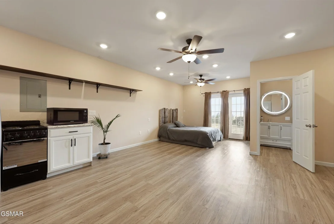 Photo of 401 Klondike Circle