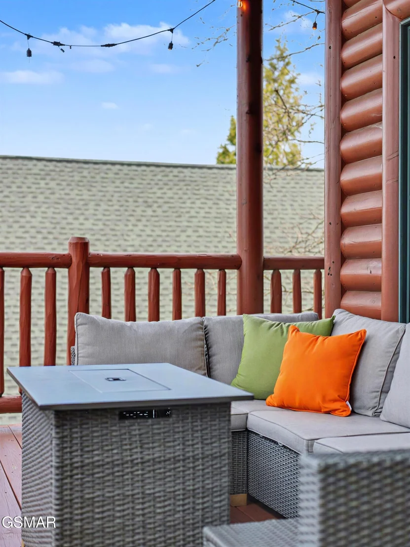 Photo of 1723 Summit View Way