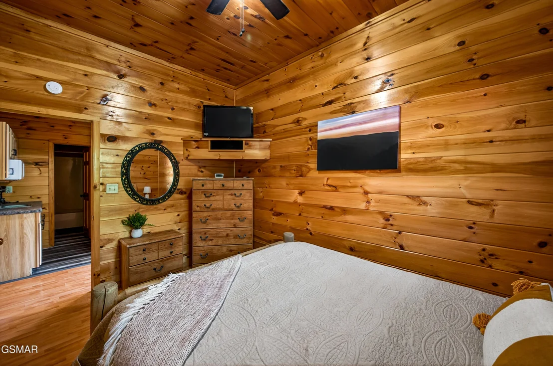 Photo of 2428 Breezy Road