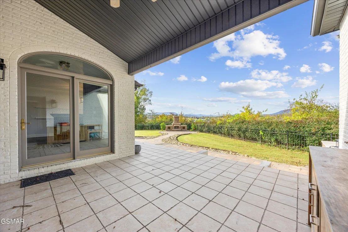 Photo of 339 Riverdale Drive