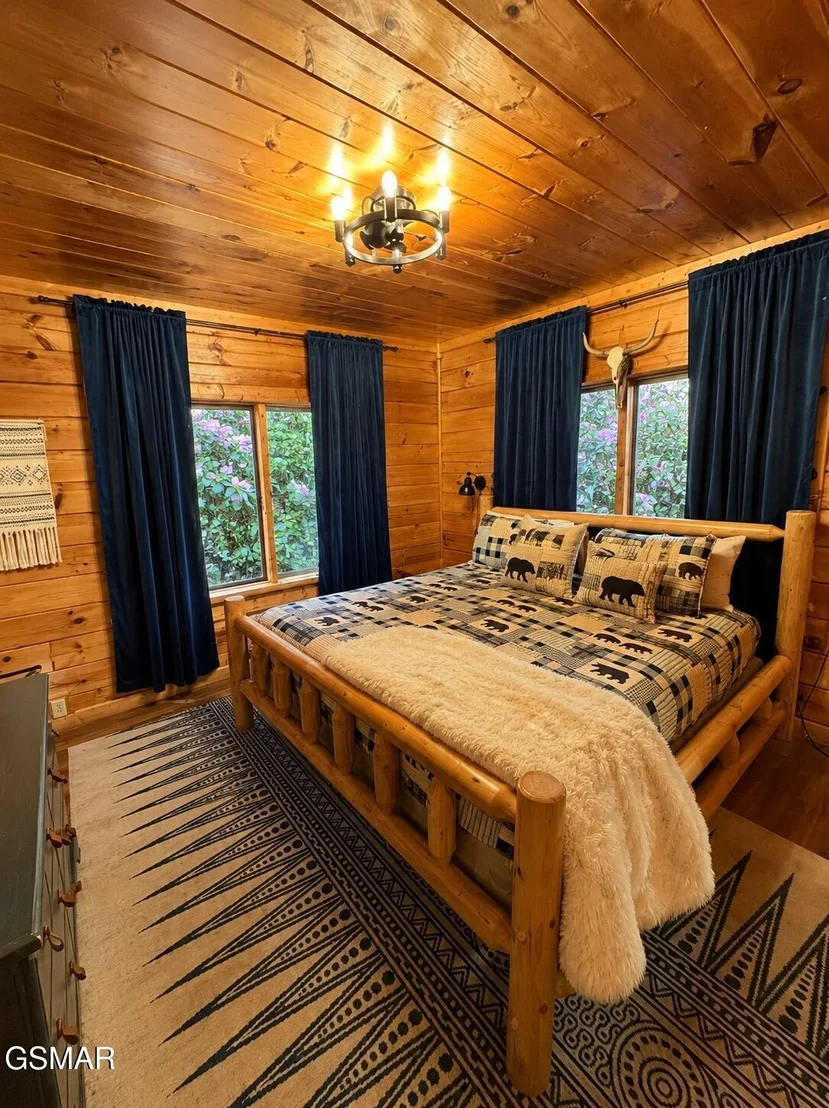 Photo of 3085 Perry Circle Road