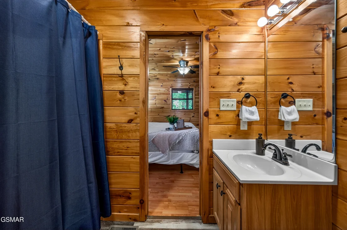 Photo of 2428 Breezy Road