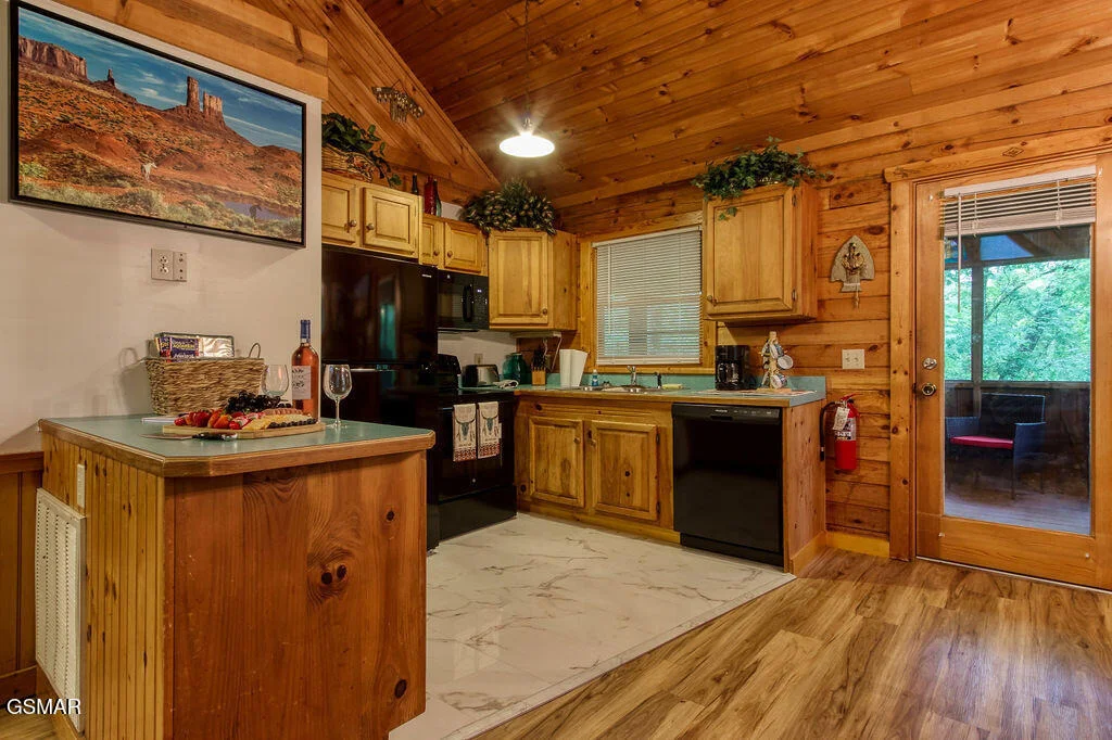 Photo of 282 Cherokee Path Way