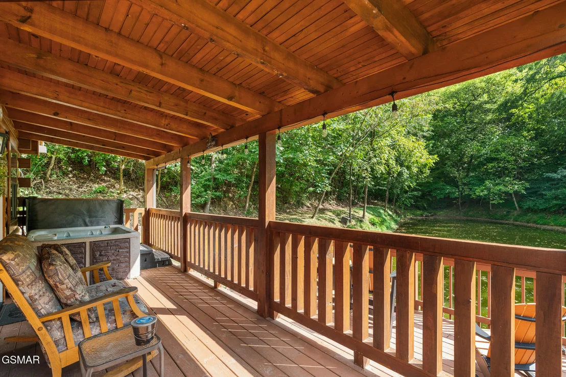 Photo of 439 Hideaway Ridge Circle