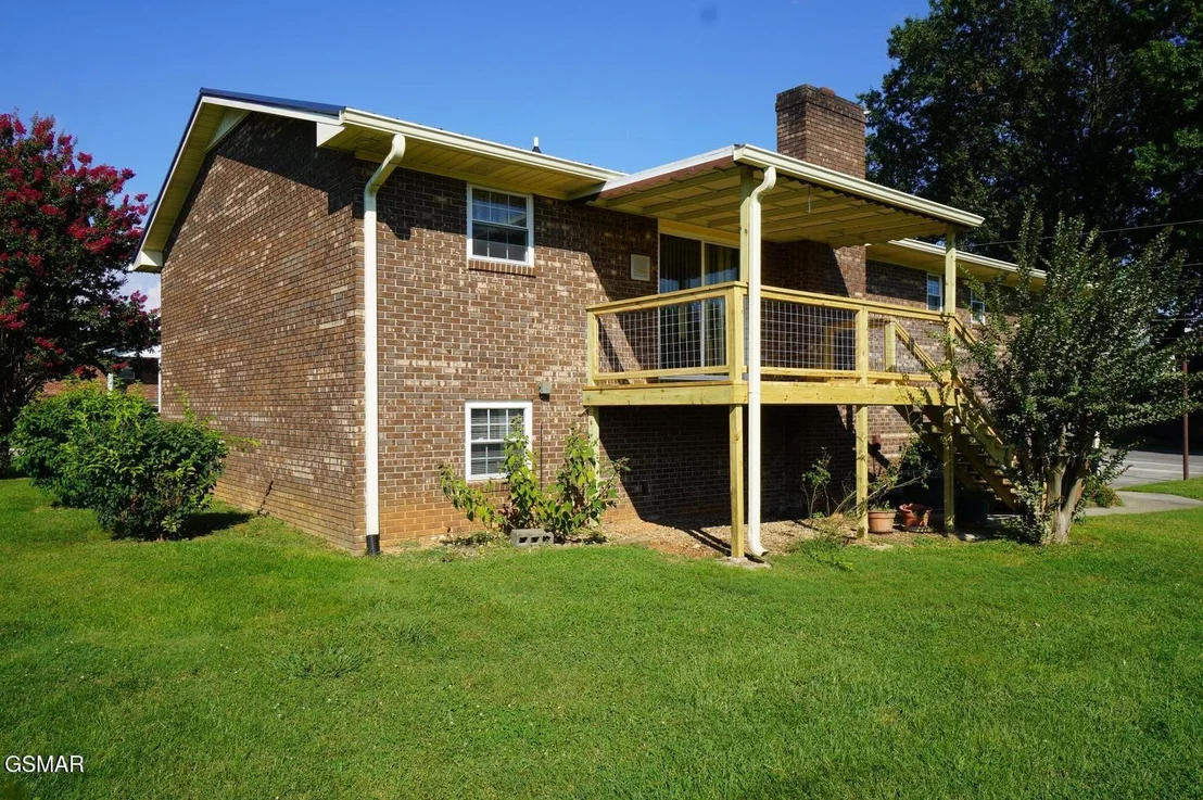 Photo of 633 Shaver Drive