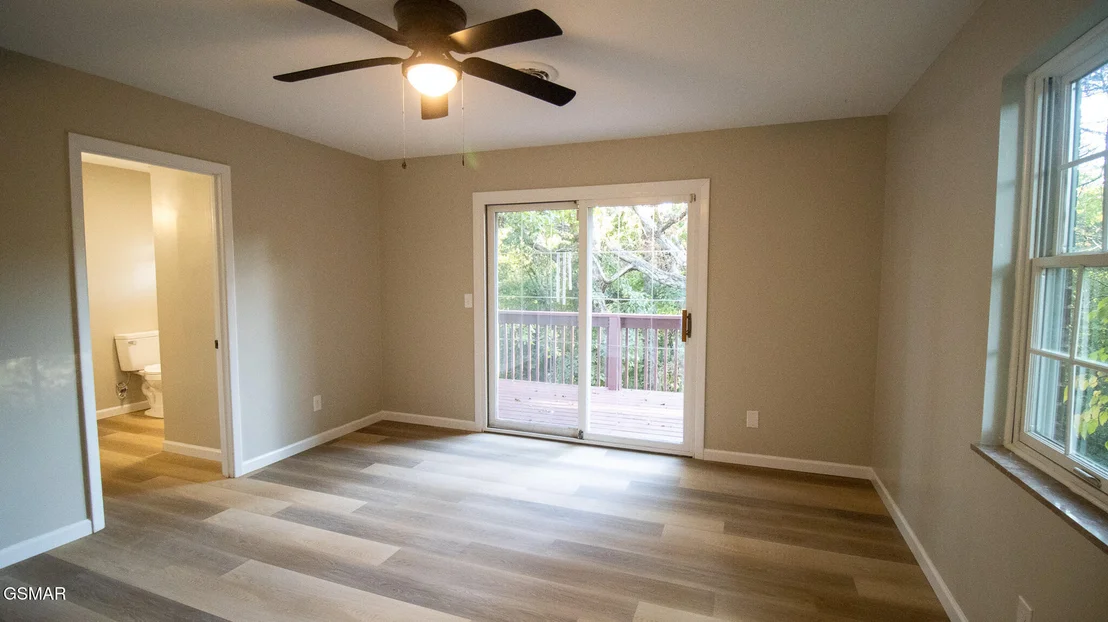 Photo of 1072 Sunset Circle