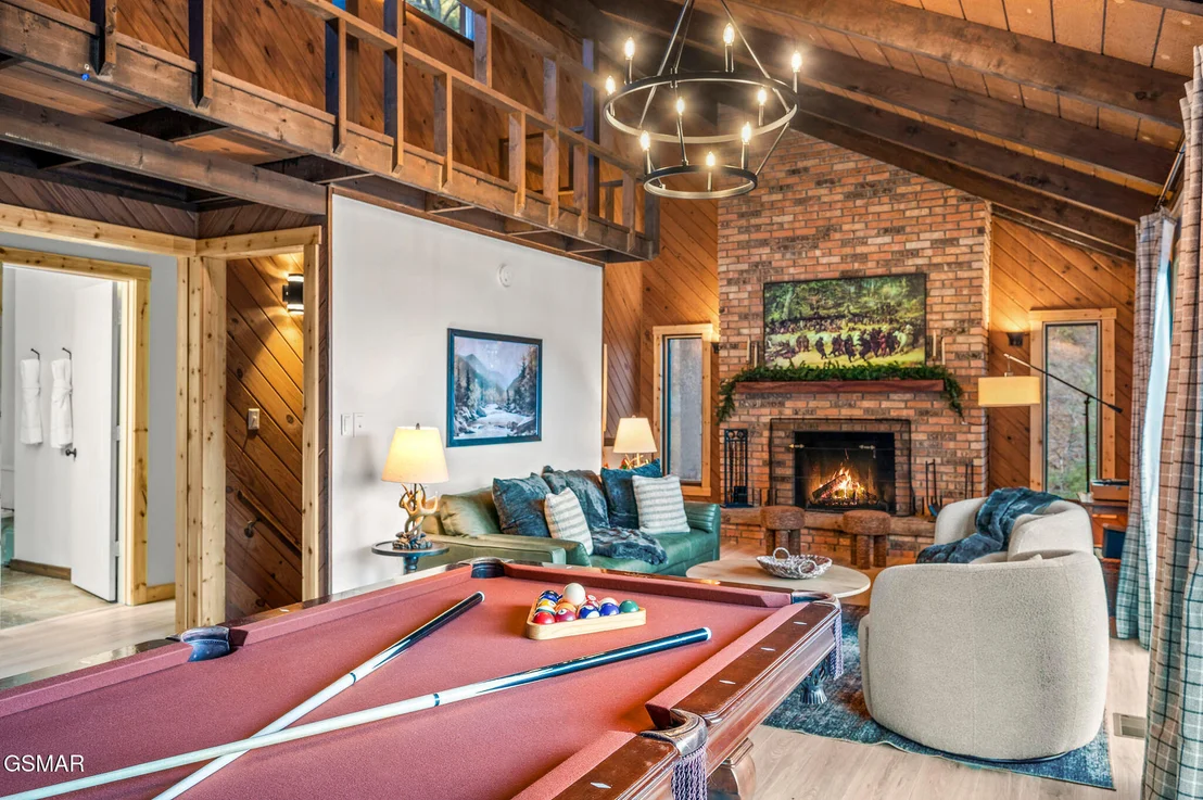 Photo of 2758 Overholt Trail