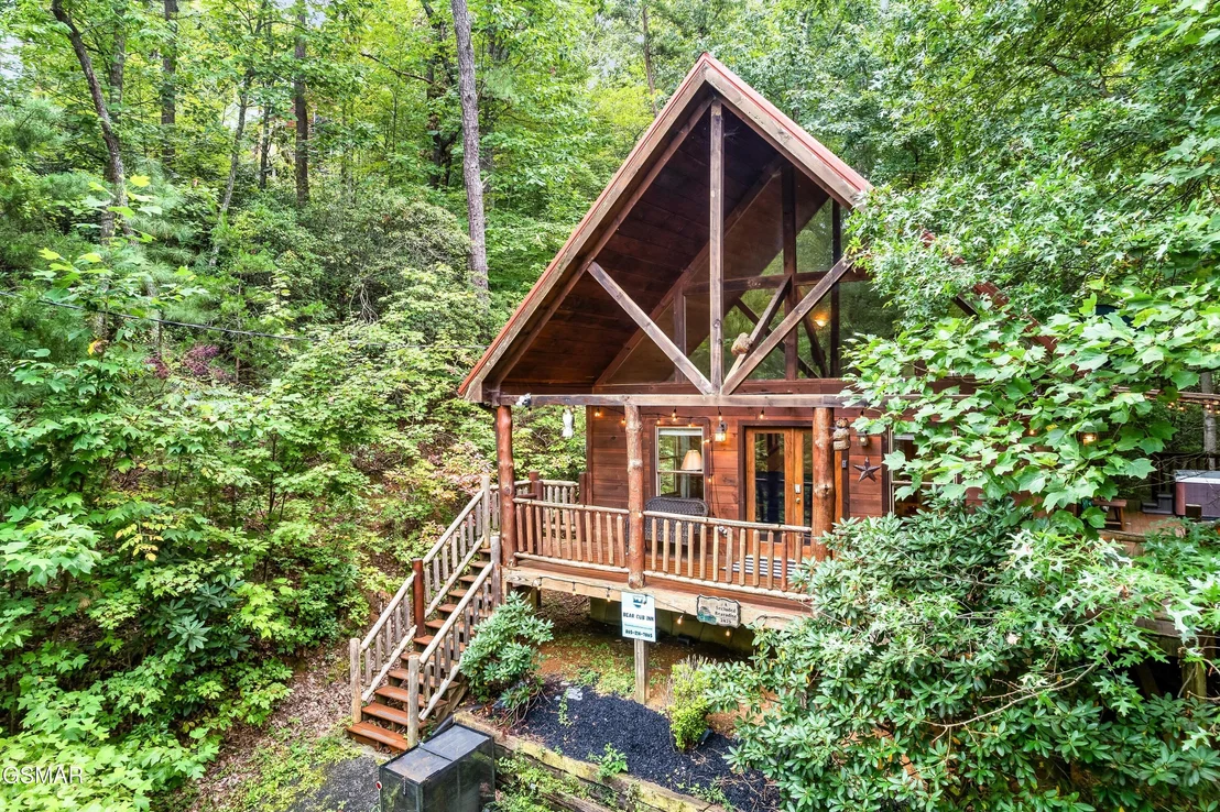 Photo of 2475 E View Drive