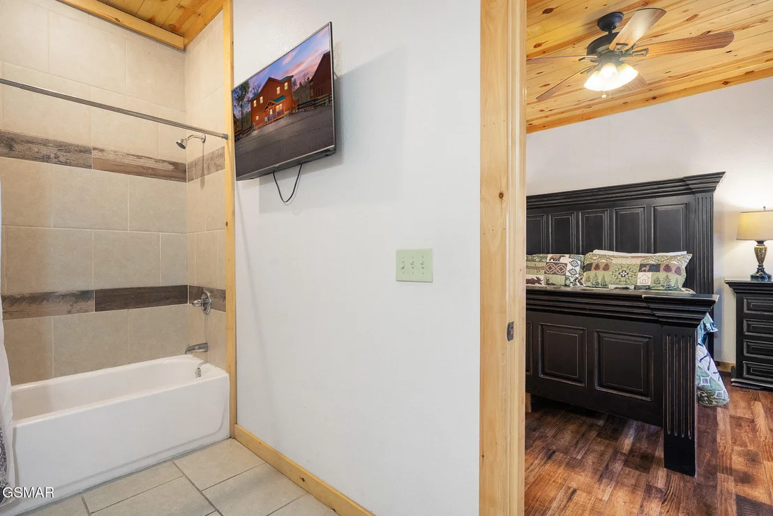 Photo of 4355 Forest Ridge Way