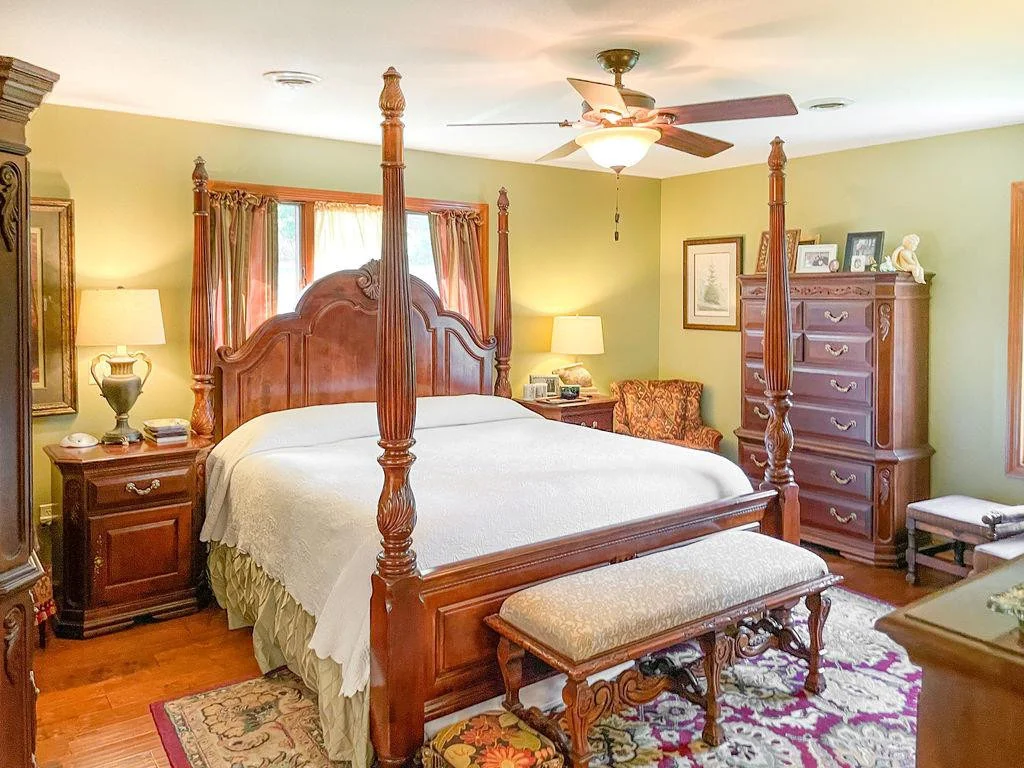 Photo of 1349 Beechview Drive
