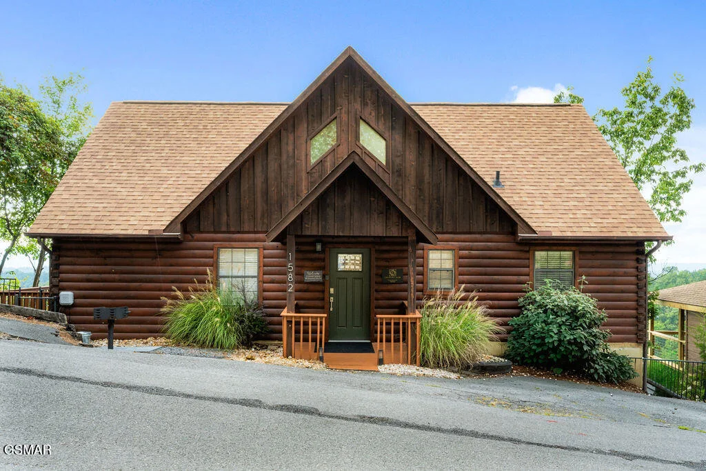 Photo of 1582 Bears Den Way