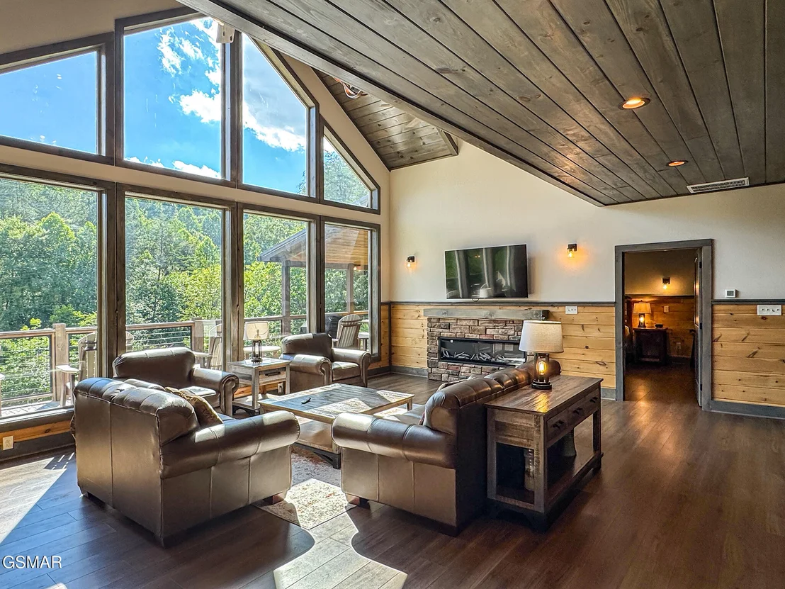 Photo of 3036 Cloudburst Drive