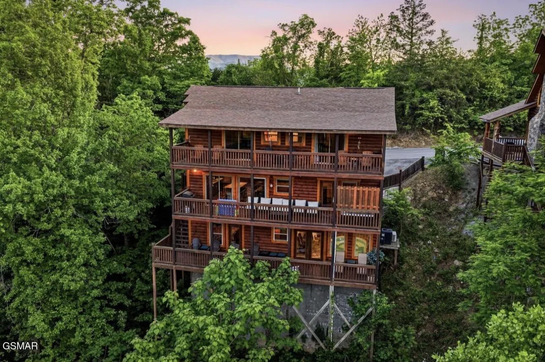 Photo of 452 Alpine Mountain Way