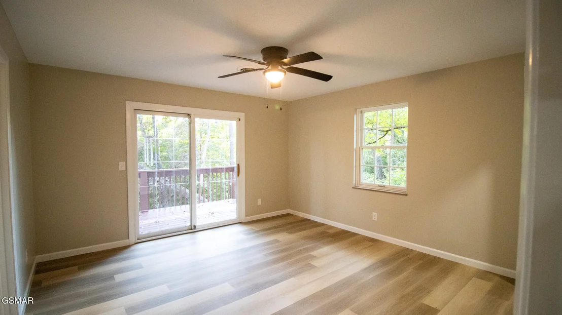 Photo of 1072 Sunset Circle