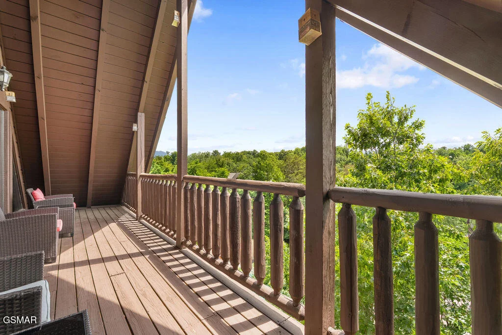 Photo of 326 Alpine Mountain Way