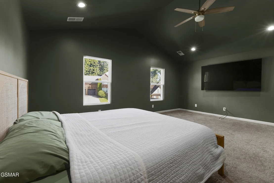 Photo of 1007 Crown Ridge Lane