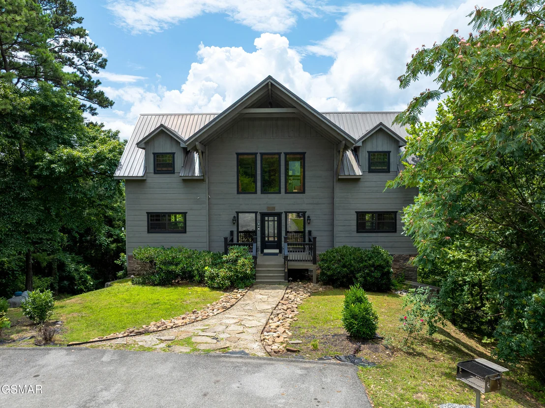 Photo of 1118 Eagle Pointe Way