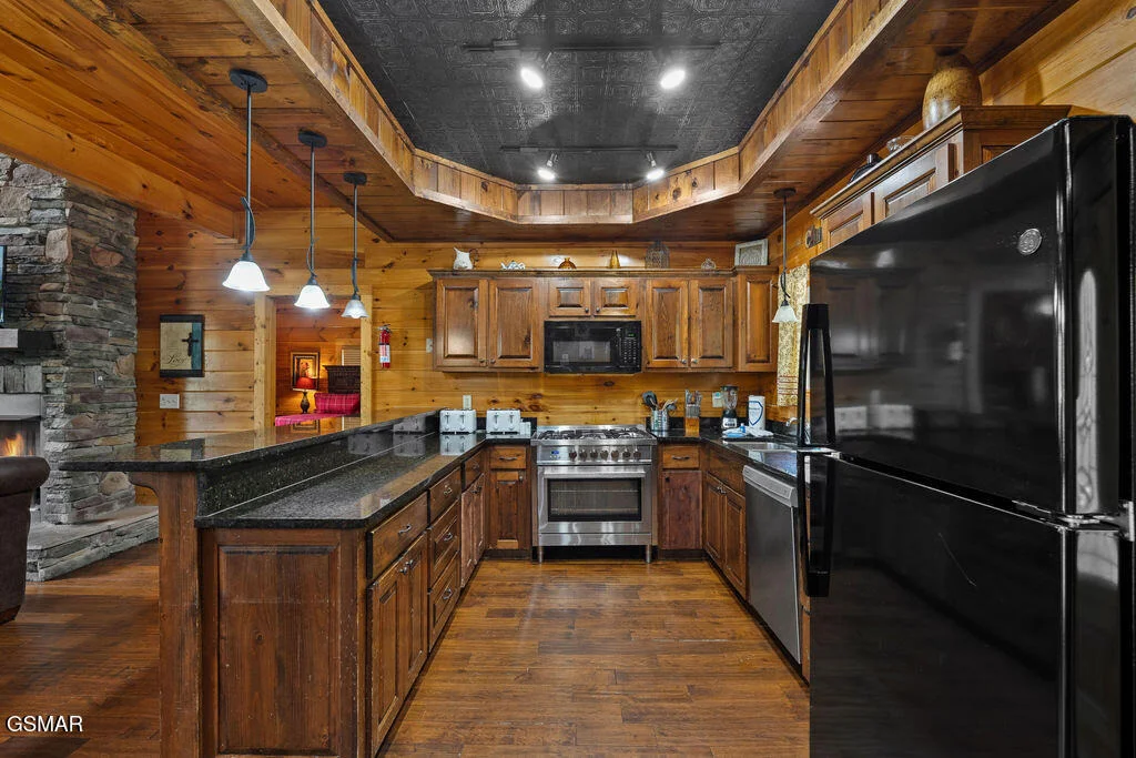 Photo of 326 Alpine Mountain Way