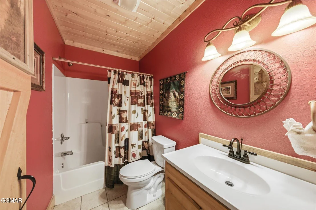 Photo of 914 Black Bear Cub Way
