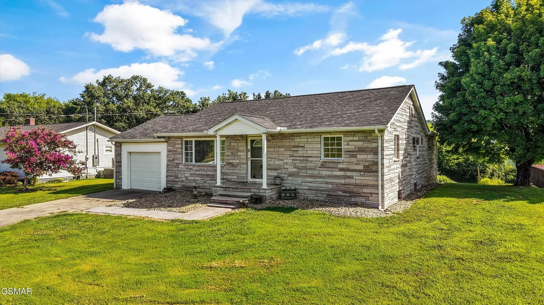 Photo of 1356 Bluegrass Road
