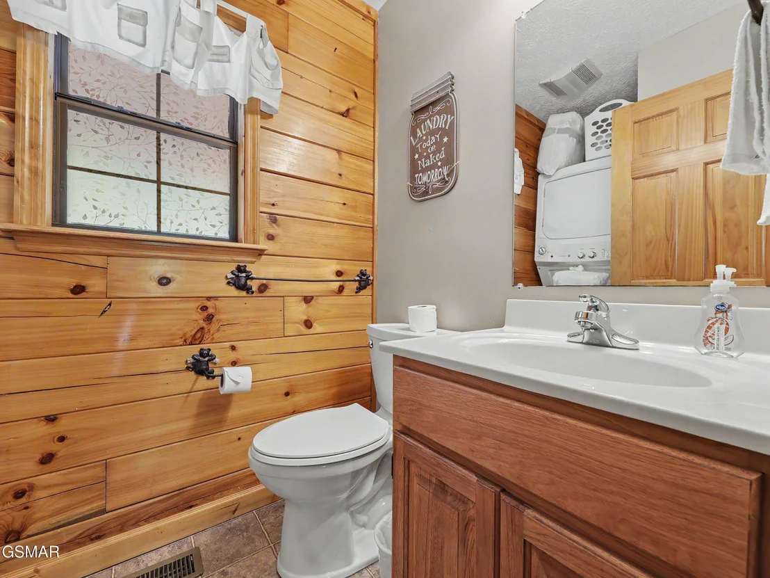 Photo of 1609 Pinewood Way
