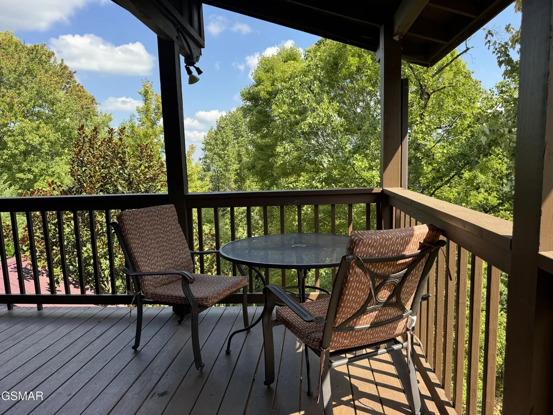 Photo of 2409 Walnut Cove Way