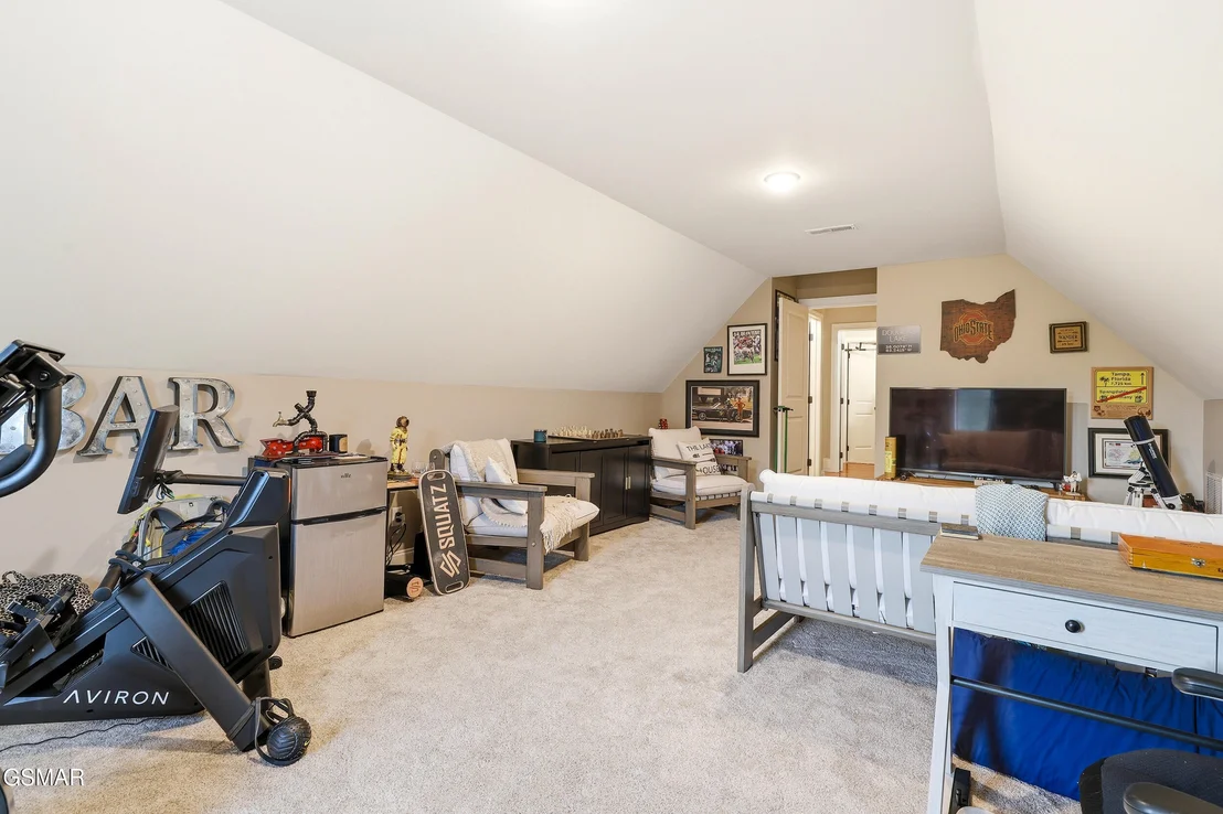 Photo of 705 Waters Edge