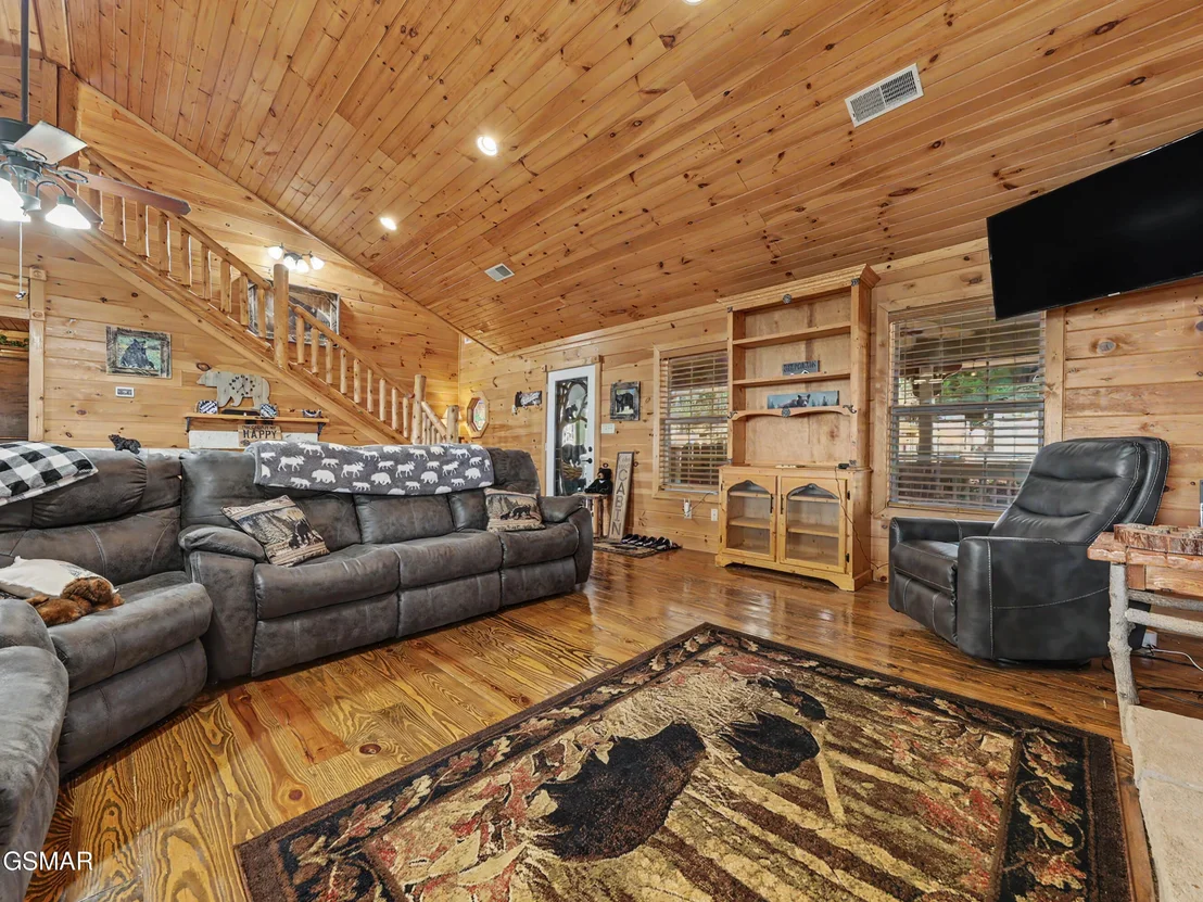 Photo of 714 Shell Mountain Road