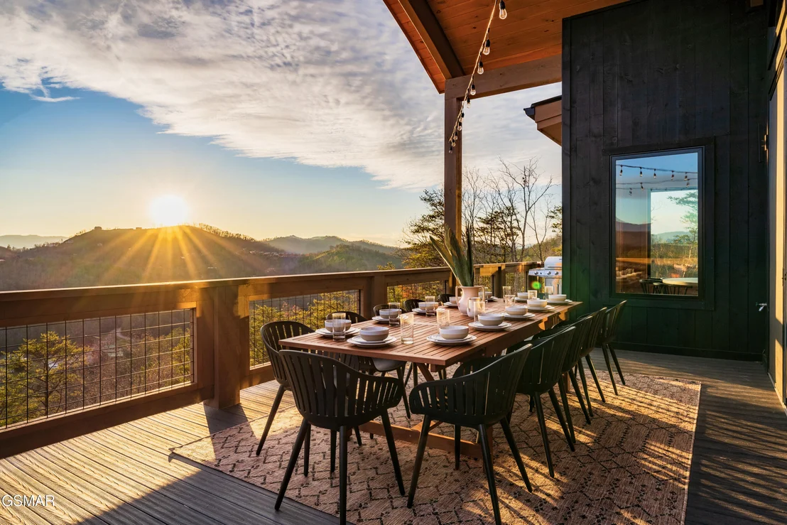 Photo of 2665 Cloud View Drive
