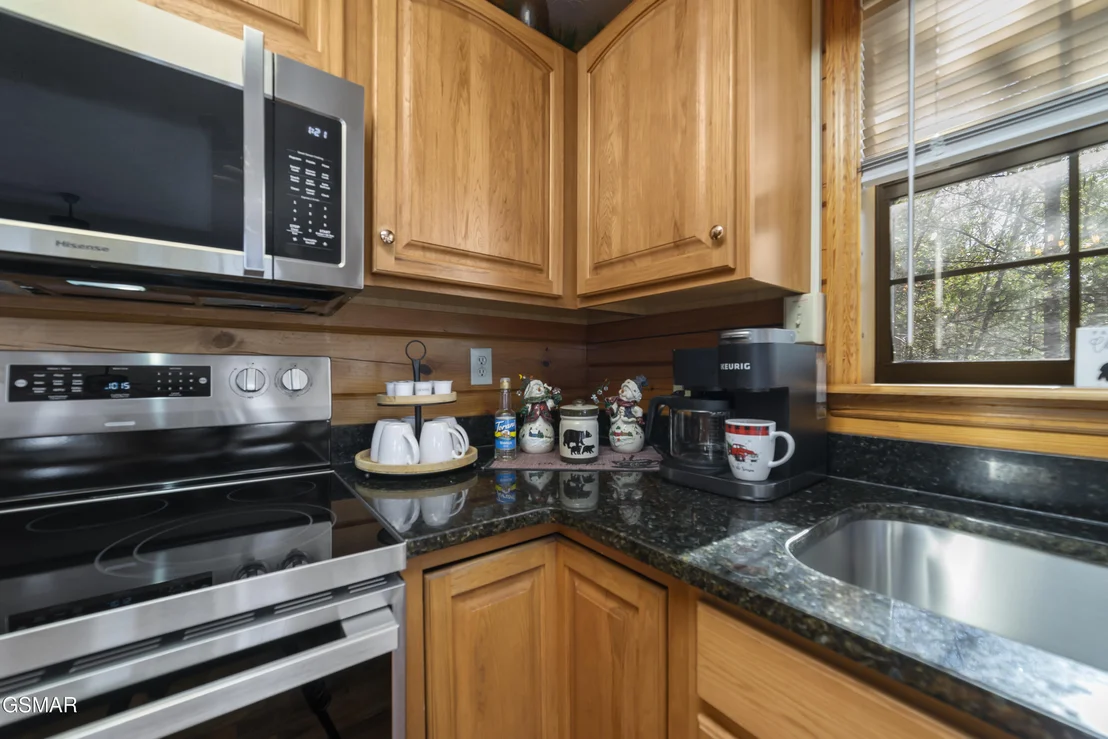 Photo of 1624 Pinewood Way