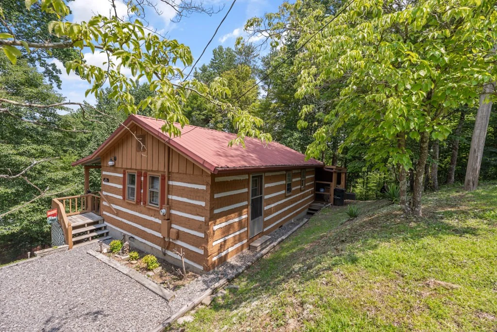 Photo of 1650 Ridgecrest Drive