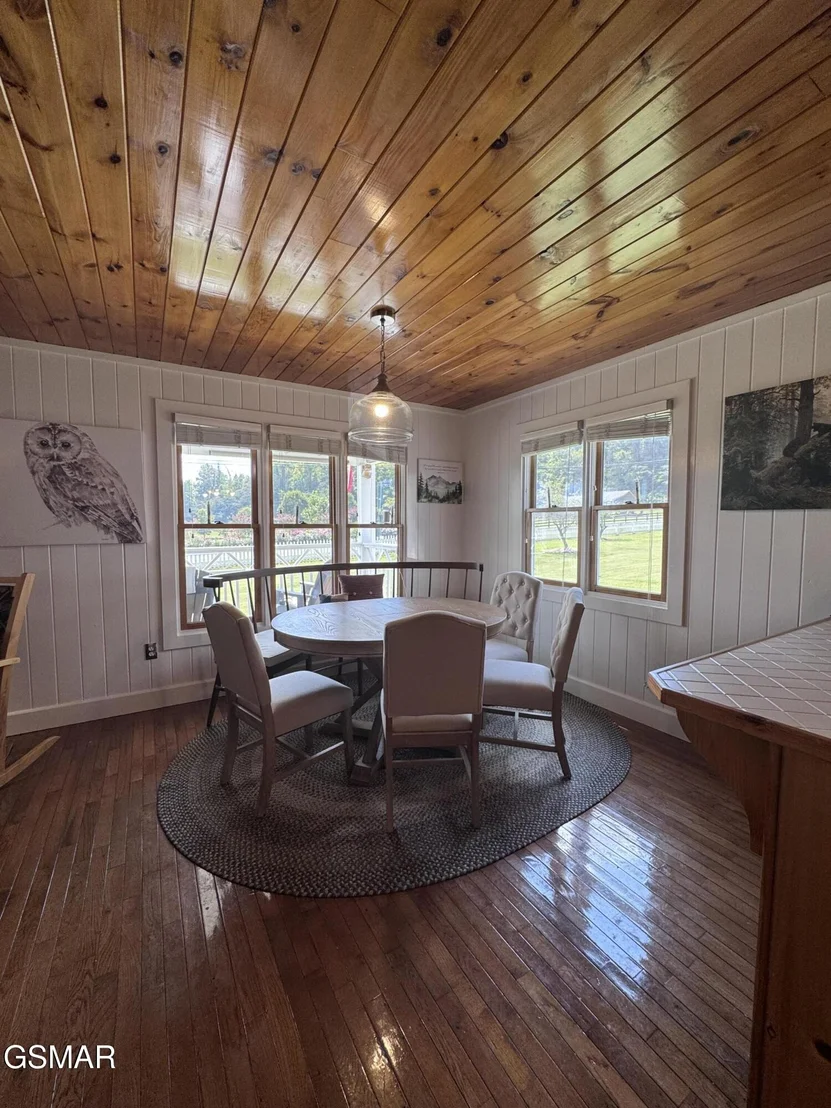 Photo of 424 Country Path Way