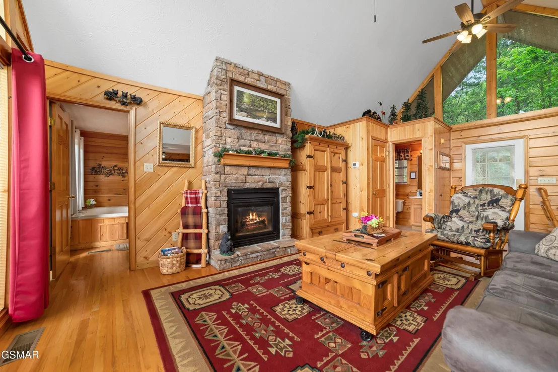 Photo of 1624 Pinewood Way