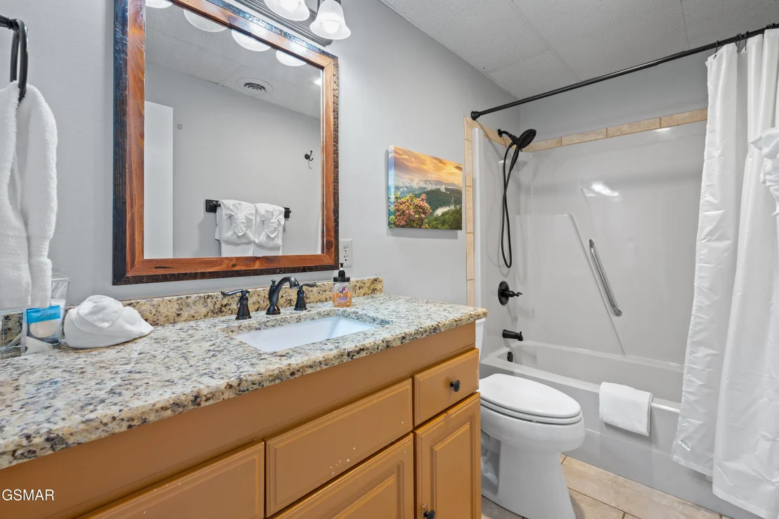 Photo of 913 Echo Place