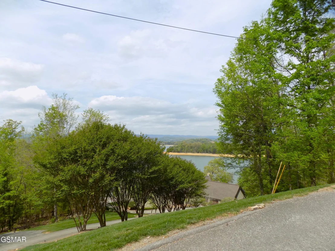 Photo of 3753 Lake Point Drive