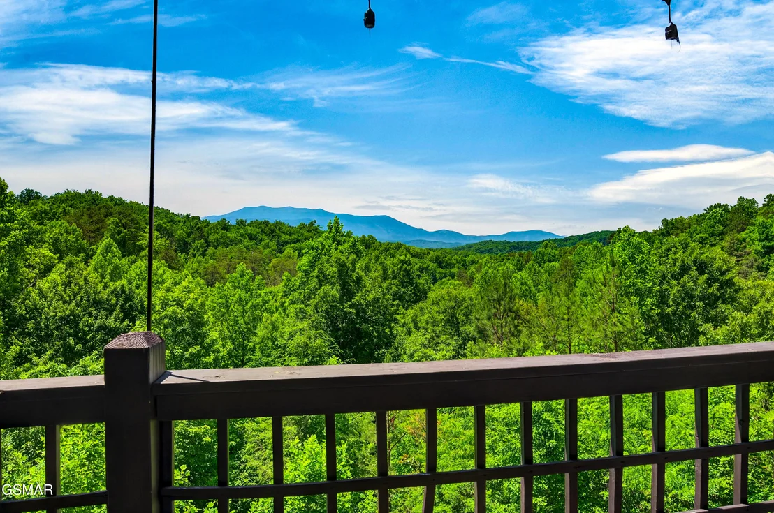 Photo of 2428 Breezy Road
