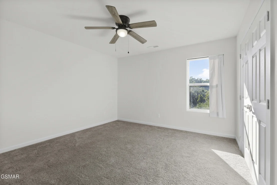 Photo of 1007 Crown Ridge Lane